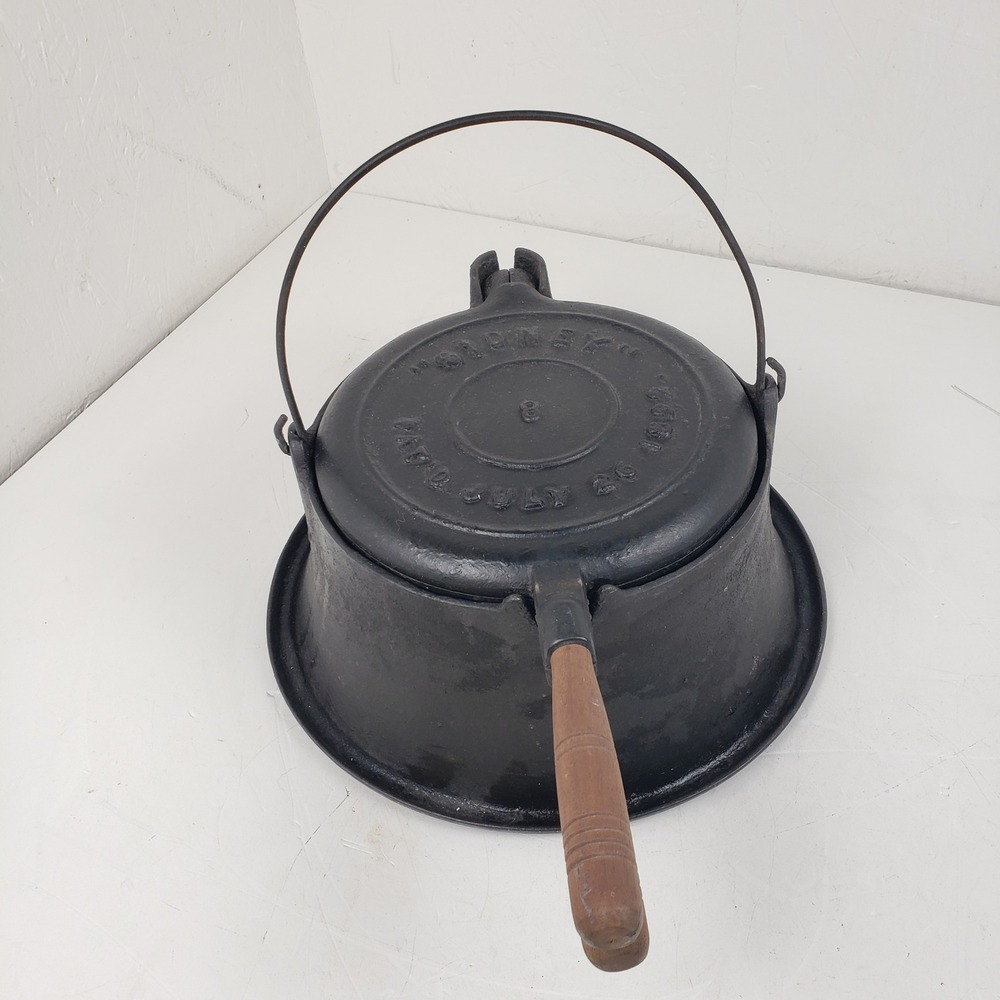 Antique Sidney No 8 Cast Iron Waffle Iron High Base Pat July 26 1892 Wood Handle